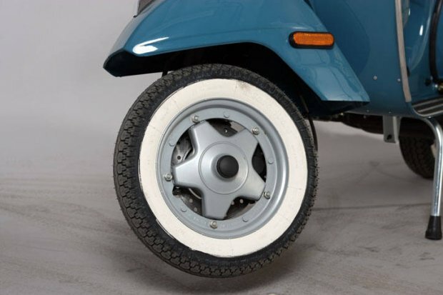 The front-wheel of the LML Stella 150 Classic Scooter